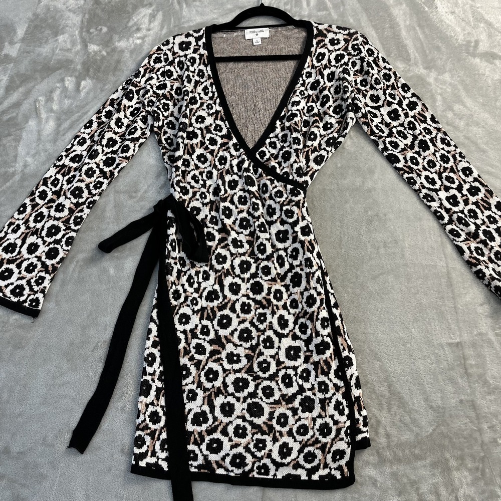 Diane Von Furstenberg Dress Womens Small Black‎ Leopard Knit Wrap Long Sleeve